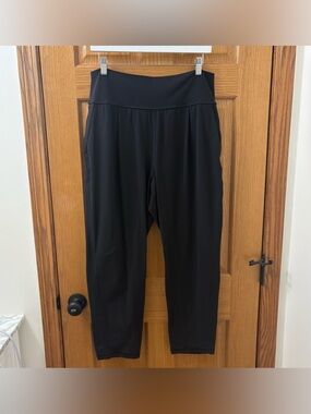 Athleta Elation Pant Ultra High Rise Jogger in Black Size Women’s Large